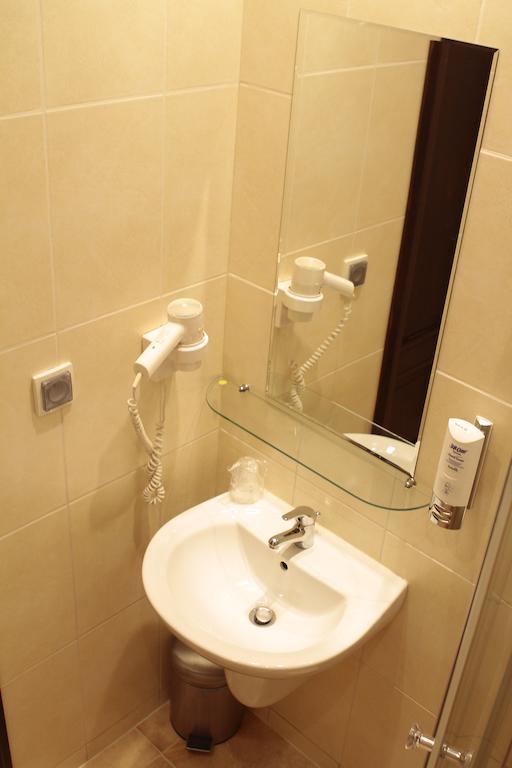 Hotel Zorza Namysłów Habitación foto